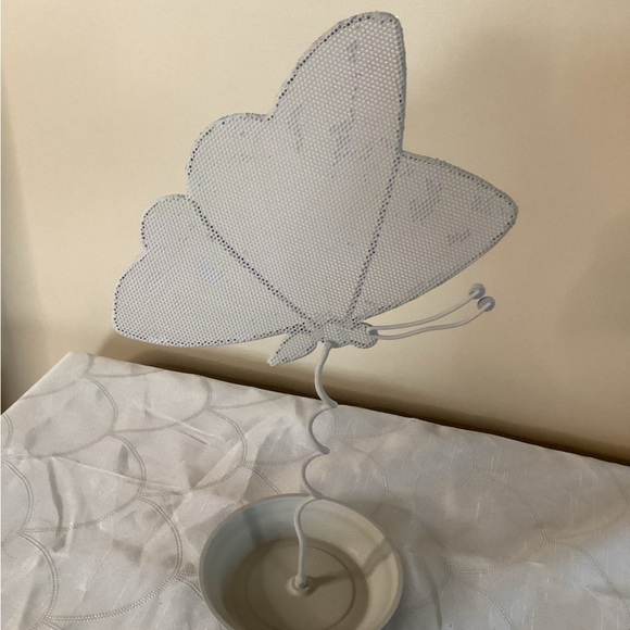 Adorable Butterfly Jewelry Holder - Picture 3 of 7